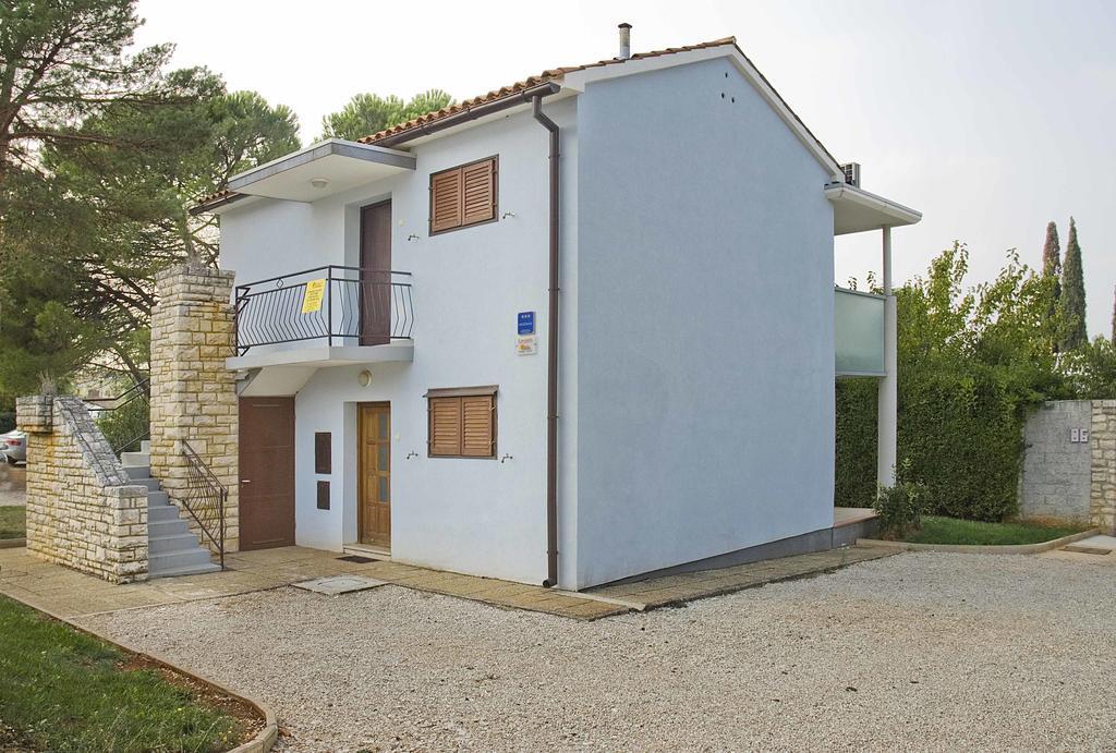 Daila Apartments Novigrad Istria Rum bild